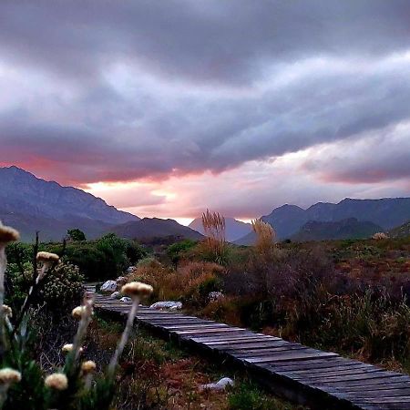 La Mer Seafront Selfcatering Accommodation Kleinmond Eksteriør billede