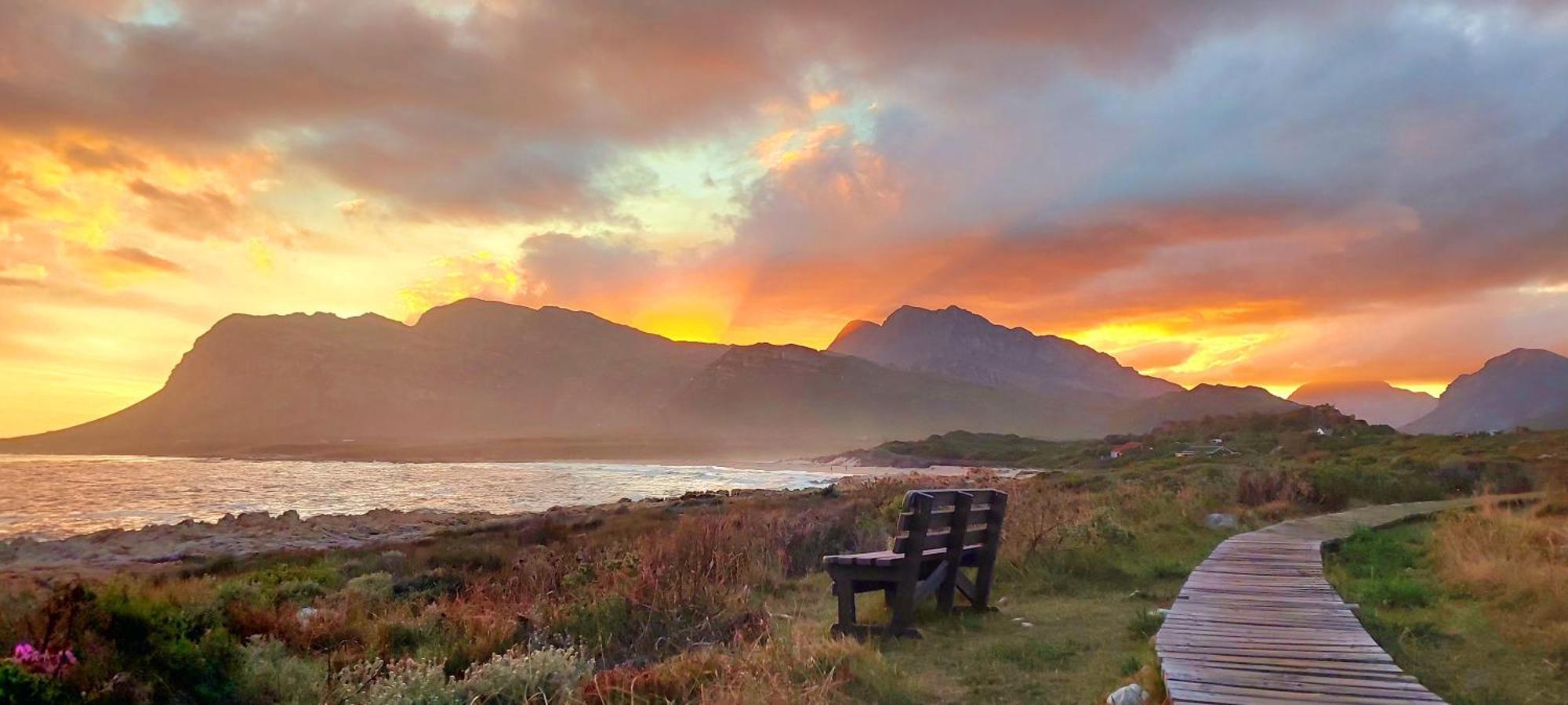 La Mer Seafront Selfcatering Accommodation Kleinmond Eksteriør billede