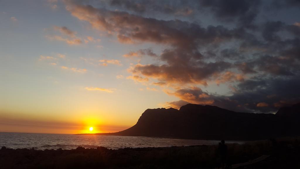 La Mer Seafront Selfcatering Accommodation Kleinmond Eksteriør billede