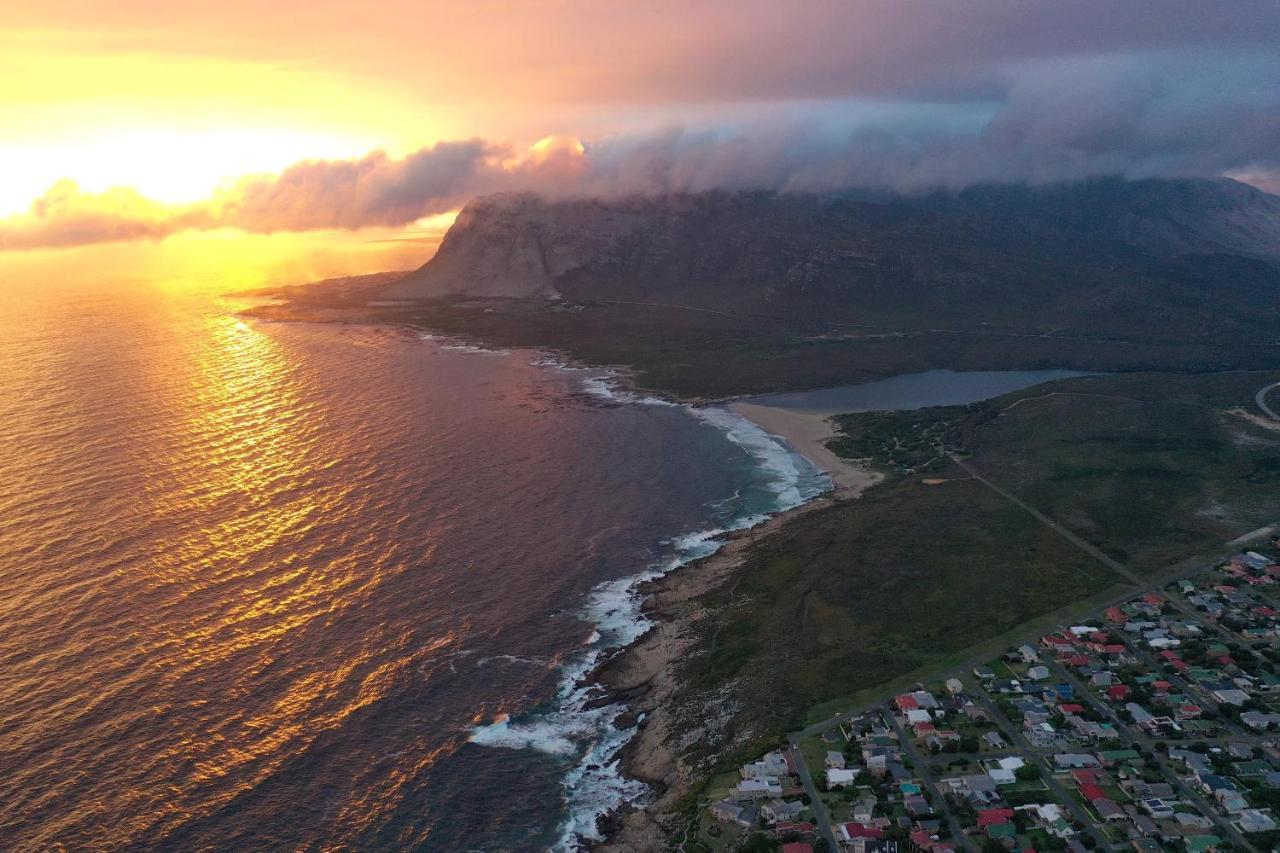 La Mer Seafront Selfcatering Accommodation Kleinmond Eksteriør billede